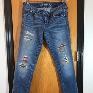 SIZE 10 American Eagle distressed skinny jeans